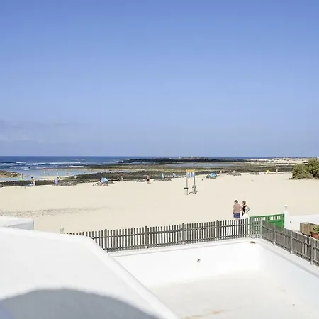 Best Location, Playa Los Lagos 公寓